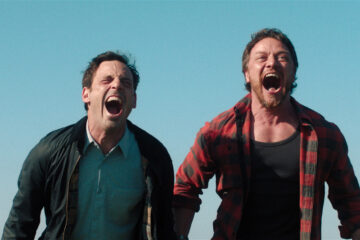 Scoot McNairy y James McAvoy en 'No hables con extraños'.