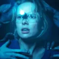 insidious fuera del mas alla