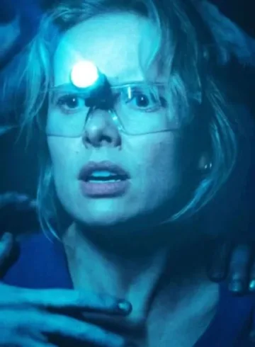 insidious fuera del mas alla